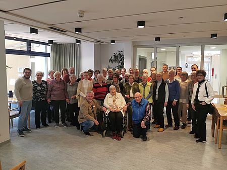 Danke an alle ehrenamtlichen Helfer - Gruppenfoto