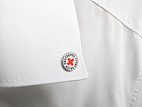 Hemdkragen mit DRK-Pin